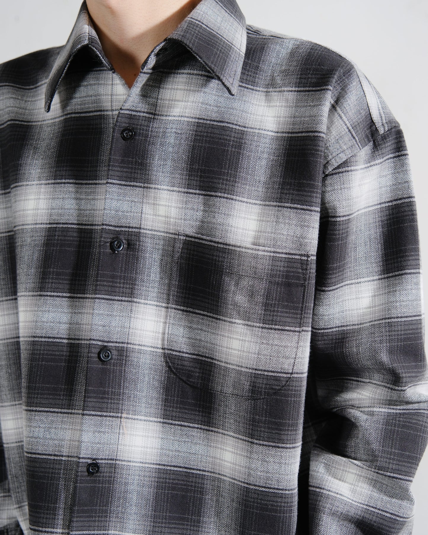 Flannel Pattern Shirt in Black/White
