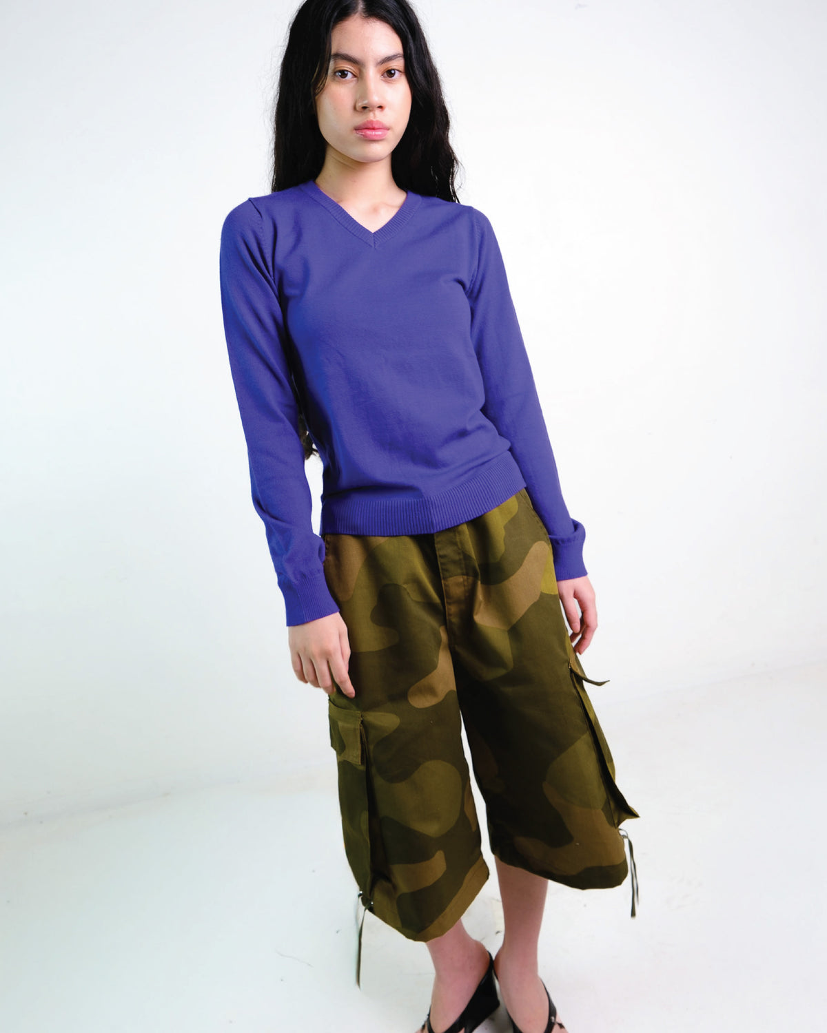 Knit V-Neck Sweater in Purple