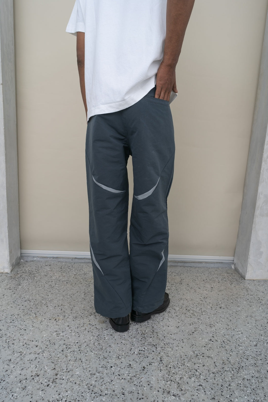Crescent Pants - Grey