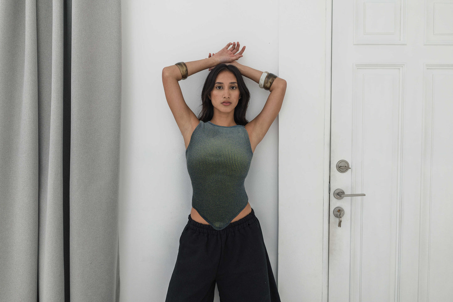Gradient Knit V Top