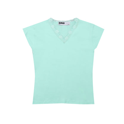 Lace V-Neck T-Shirt in Mint