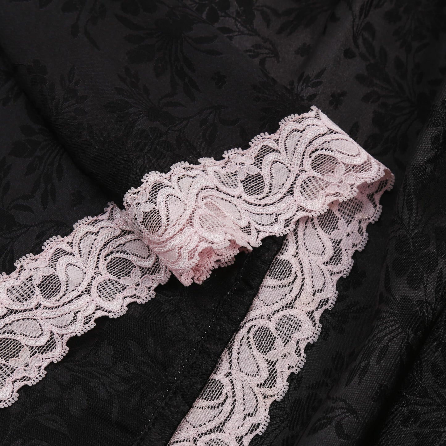 Petticoat Skirt in Black/Pink