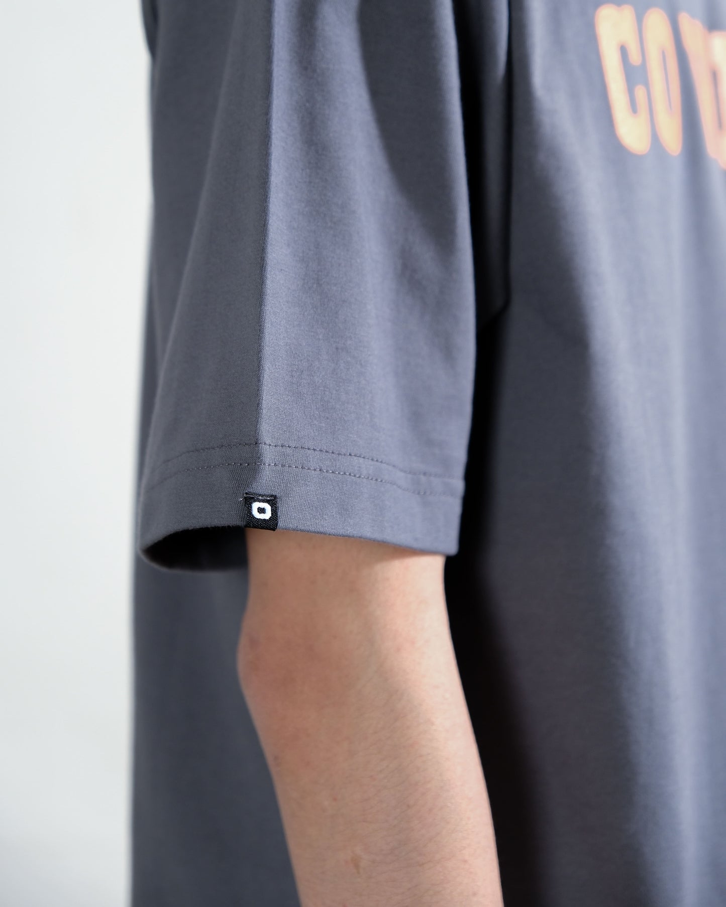 Cowboy T-Shirt in Grey
