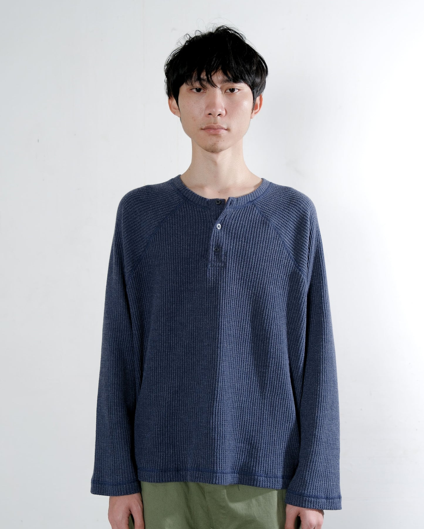Henley Raglan Long Sleeve Top in Navy