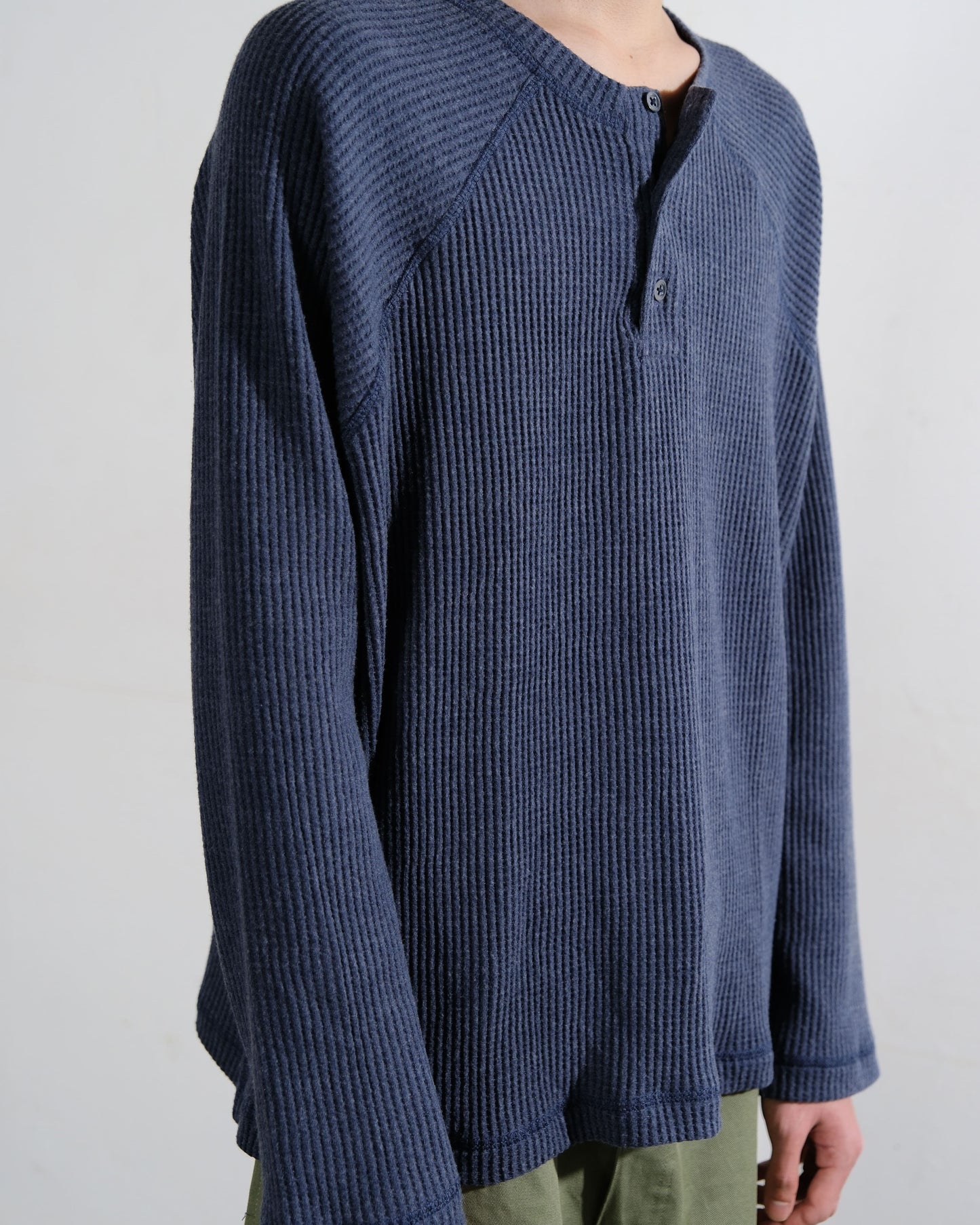 Henley Raglan Long Sleeve Top in Navy