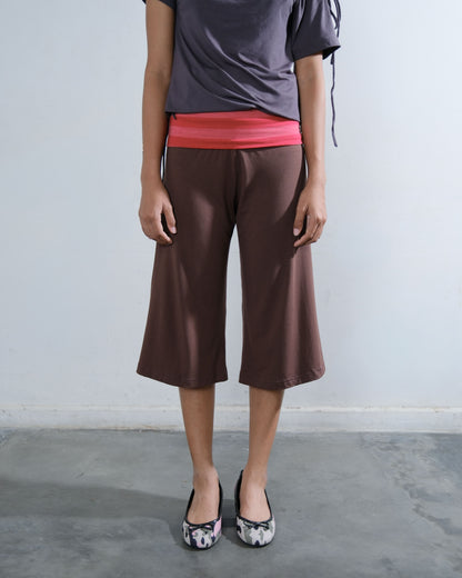 Foldover Capri