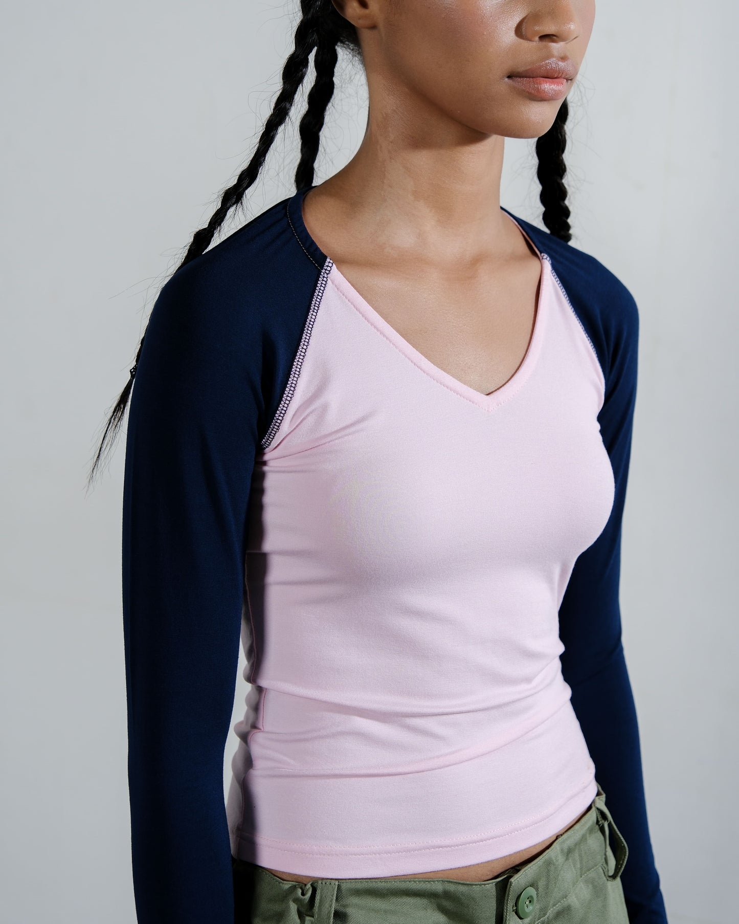 V-Neck Long Sleeve Top in Pink/Navy