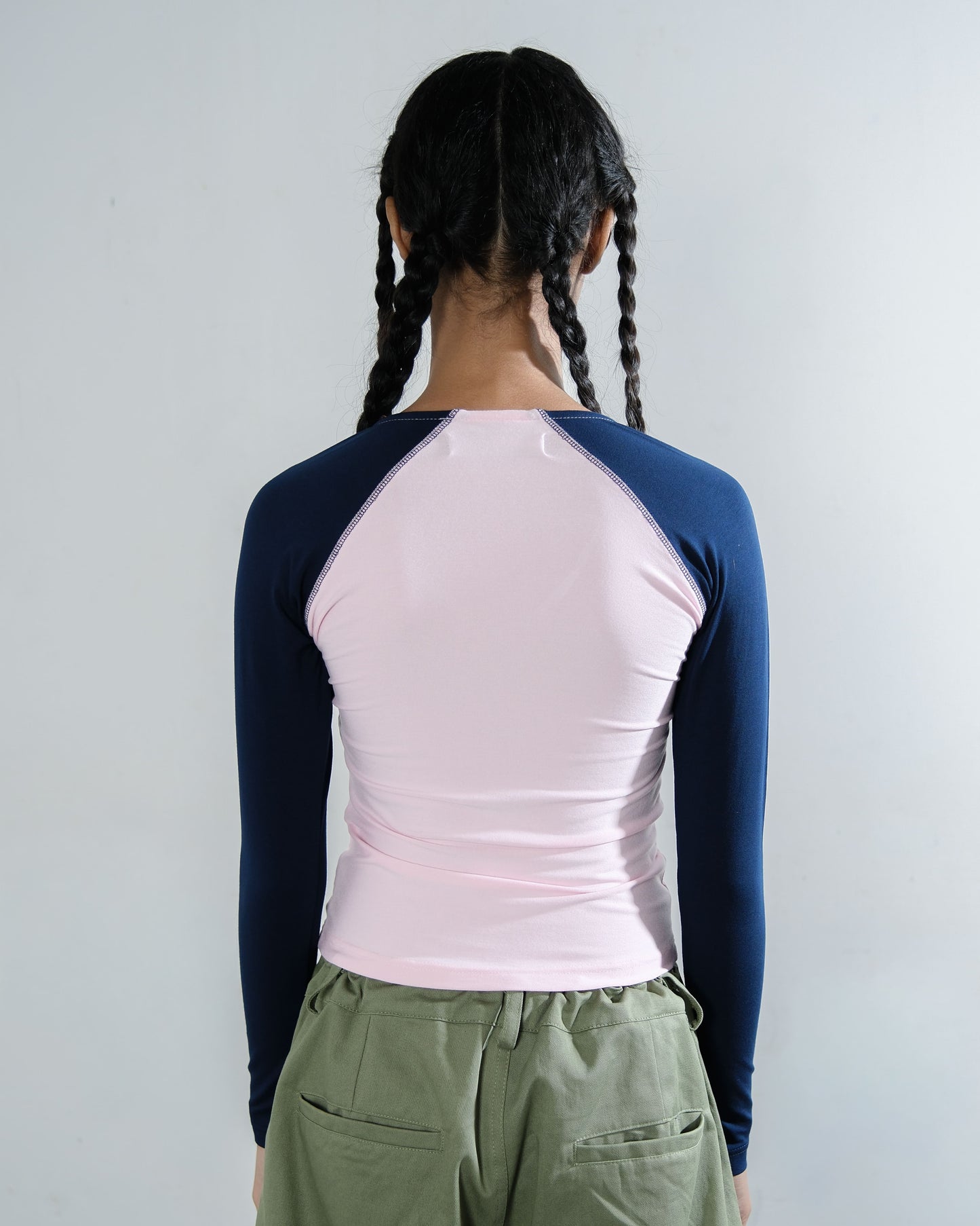 V-Neck Long Sleeve Top in Pink/Navy