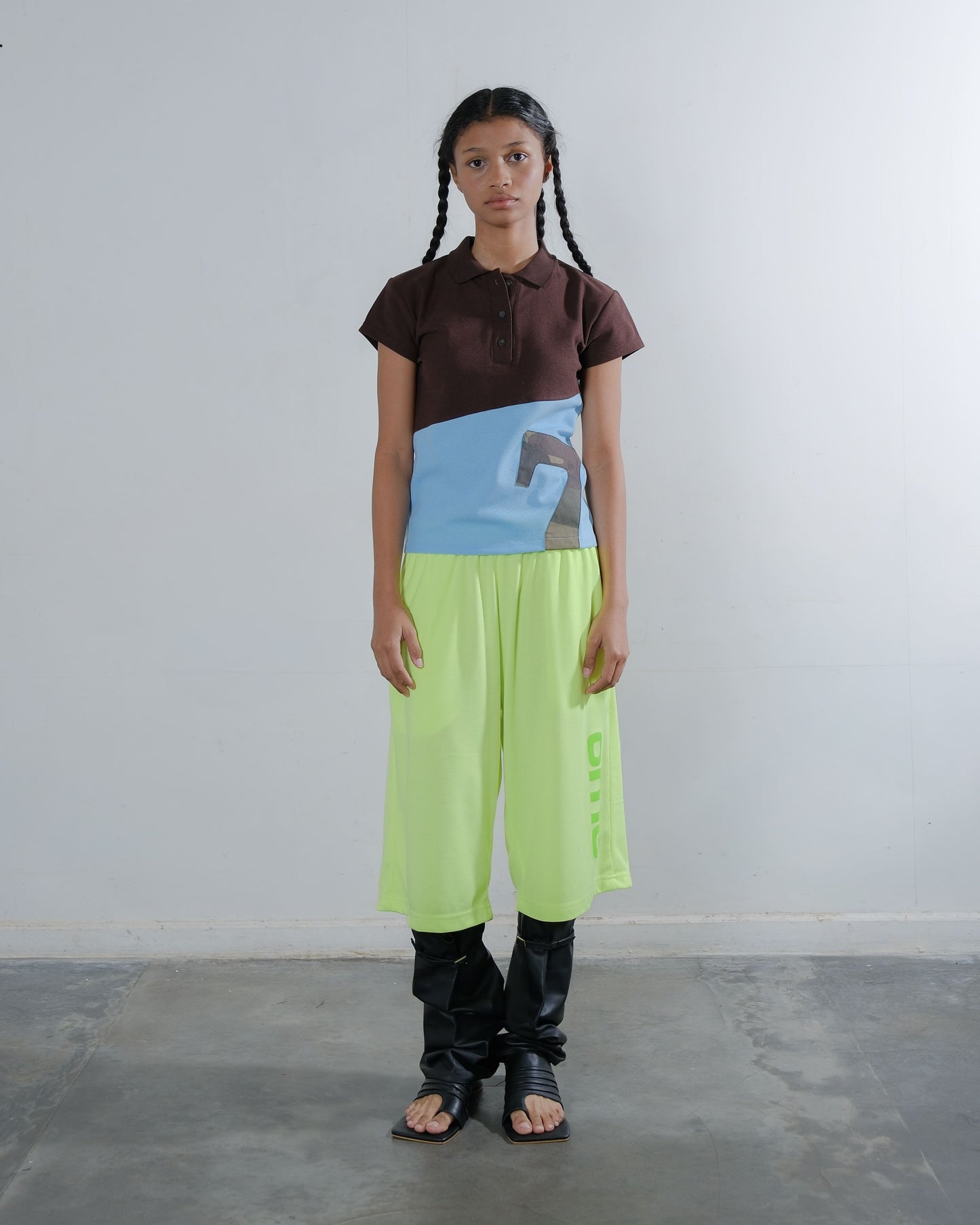 Polo 7 Top in Brown/Aqua