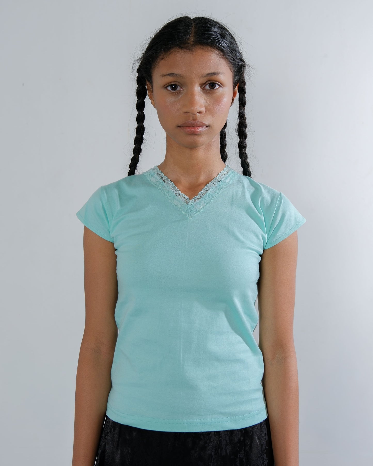 Lace V-Neck T-Shirt in Mint