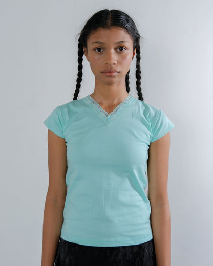 Lace V-Neck T-Shirt in Mint