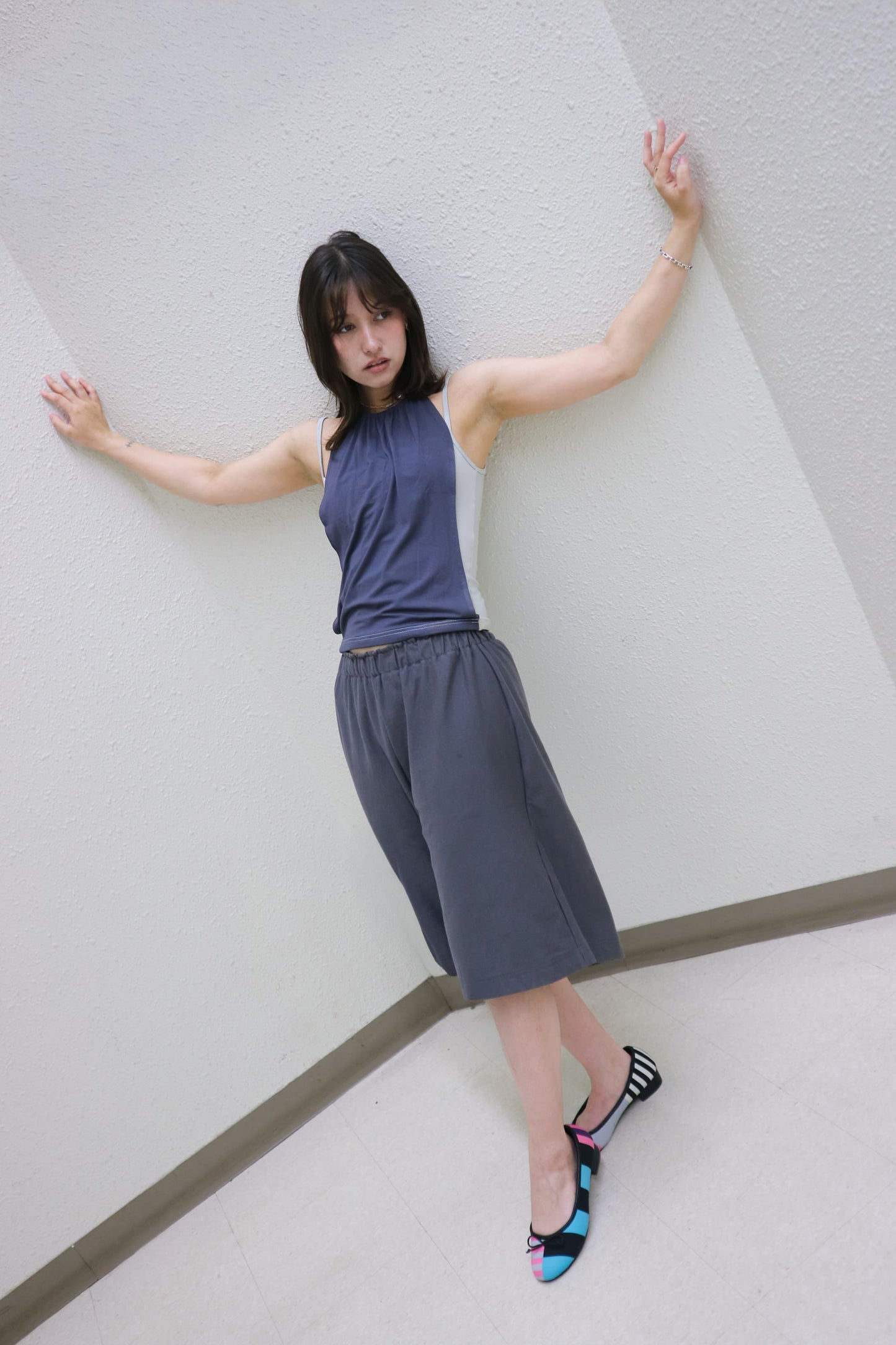Apron Layer Tank