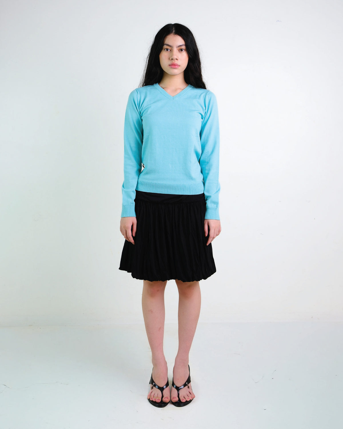 Knit V-Neck Sweater in Mint