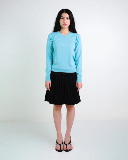 Knit V-Neck Sweater in Mint